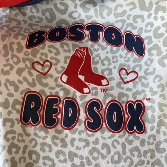 NWT Boston Red Sox 3 Piece Baby Onsie Set - Picture 4 of 8